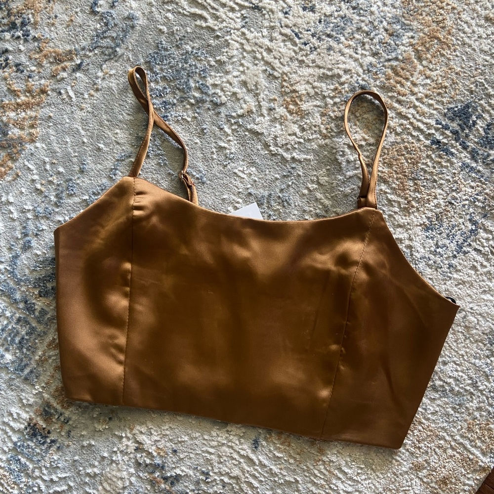 Satin Crop